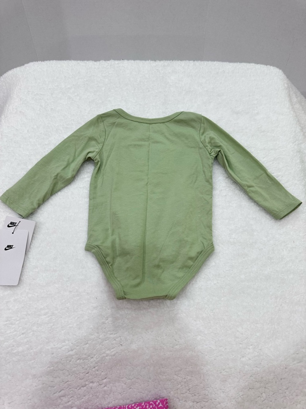 Girl’s Nike  Bodysuit and Legging Set - Picture 5 of 12